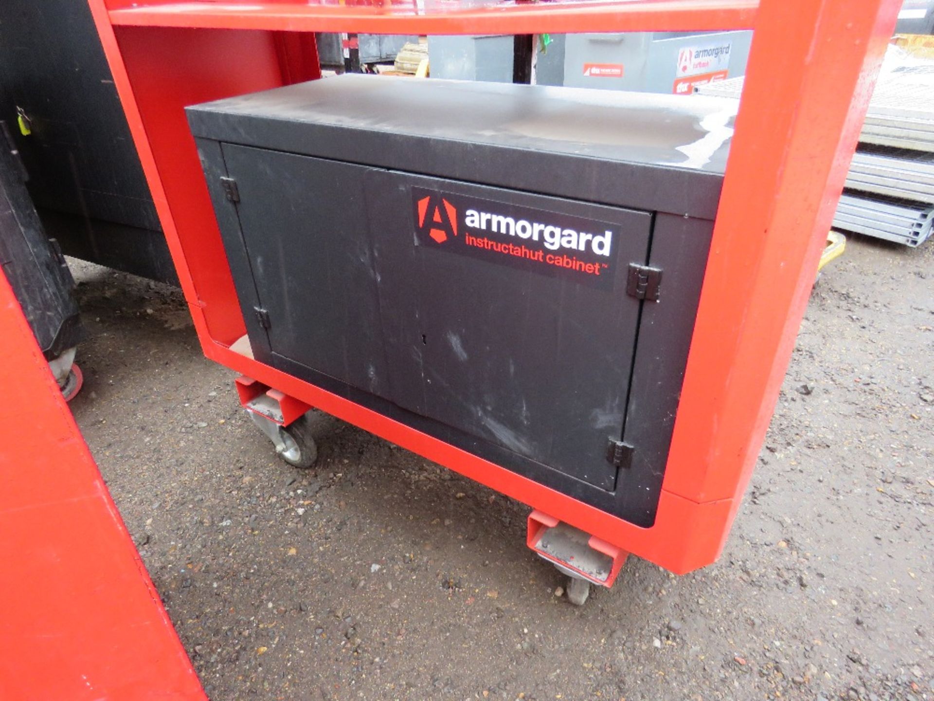 ARMORGARD INSTRUCTACABINET INFORMATION STATION. SOURCED FROM LARGE CONSTRUCTION COMPANY LIQUIDATION. - Image 2 of 5