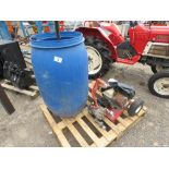 PETROL ENGINED POWER WASHER PLUS ATTACHMENTS. THIS LOT IS SOLD UNDER THE AUCTIONEERS MARGIN SCHEME