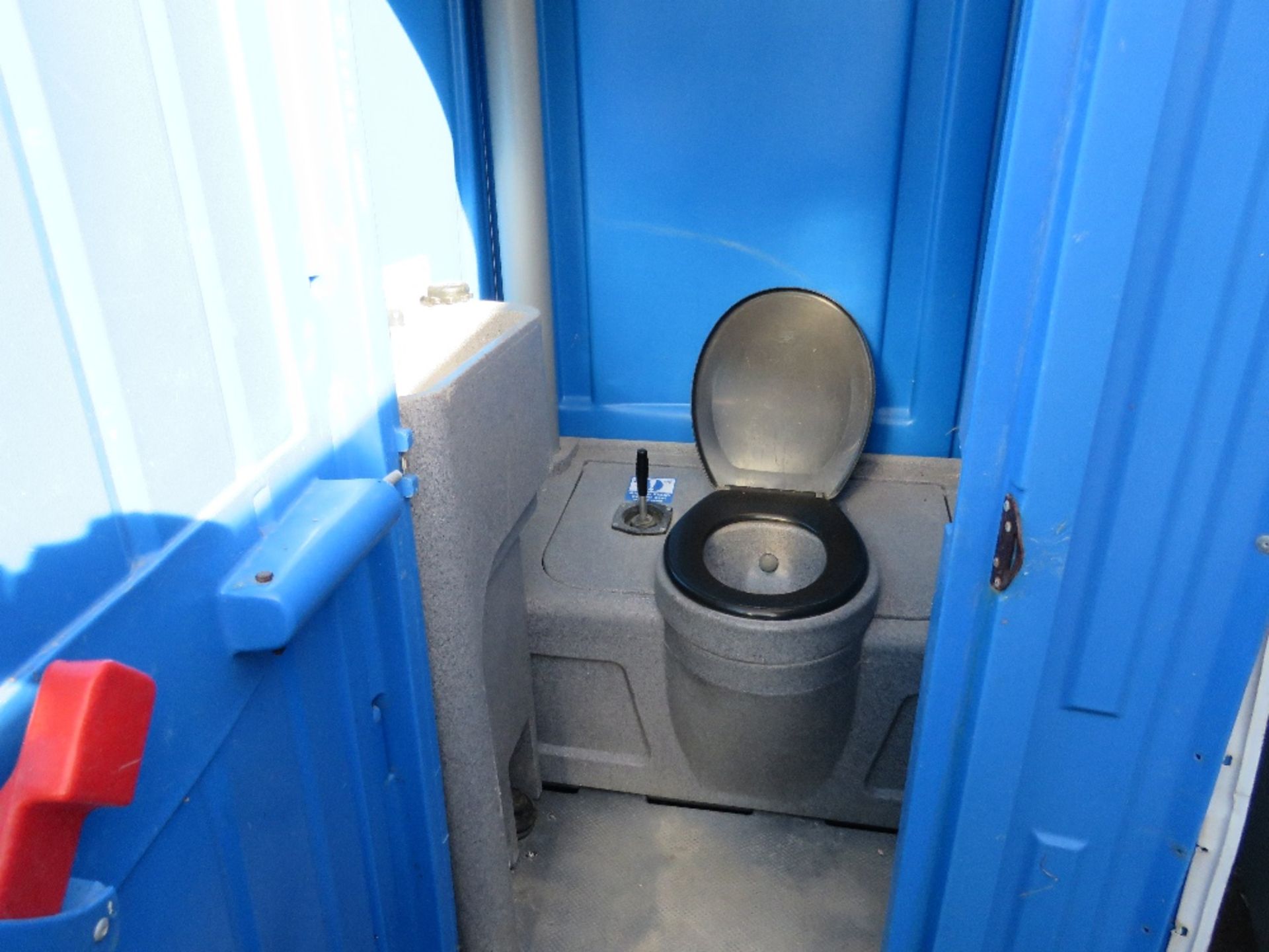 PORTABLE SITE TOILET - Image 2 of 2