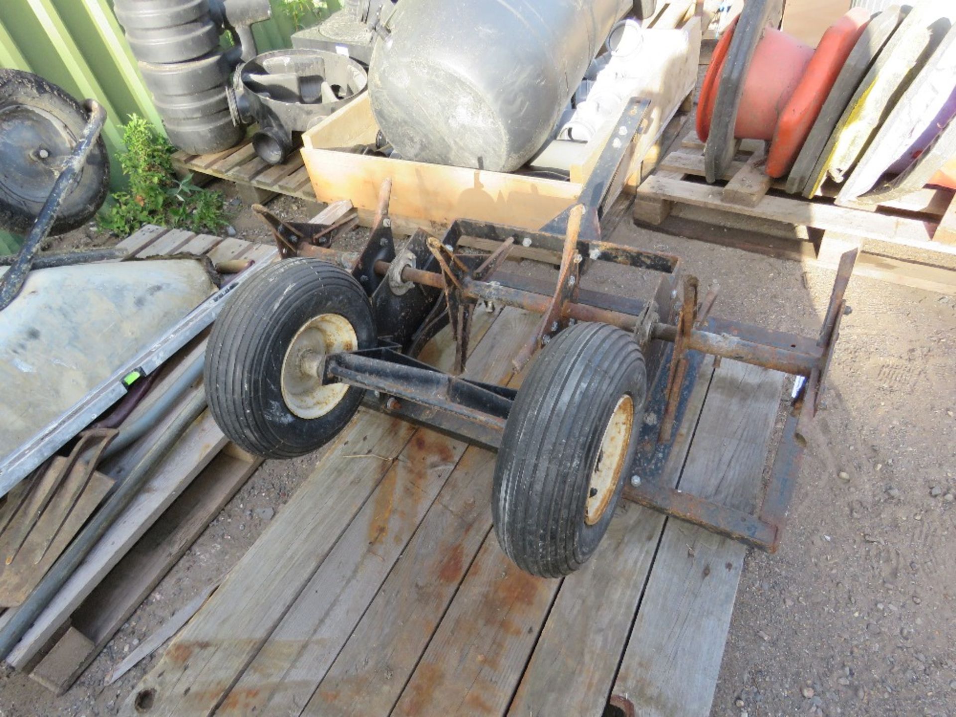 GARDEN TRACTOR TOWED LAWN CORER/AERATOR. THIS LOT IS SOLD UNDER THE AUCTIONEERS MARGIN SCHEME, TH - Image 2 of 3