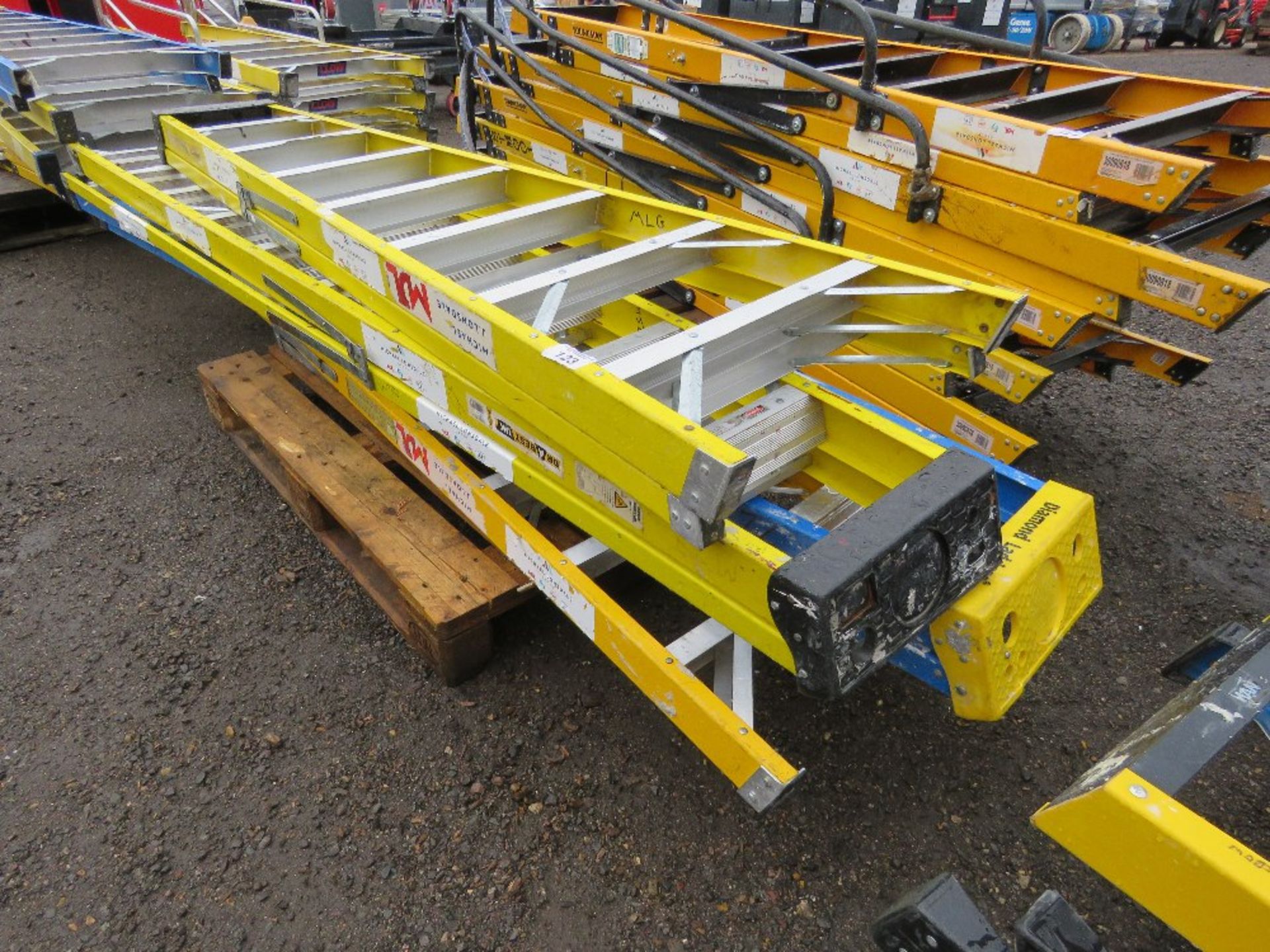 4 X GRP STEP LADDERS. SOURCED FROM LARGE CONSTRUCTION COMPANY LIQUIDATION. - Image 2 of 3