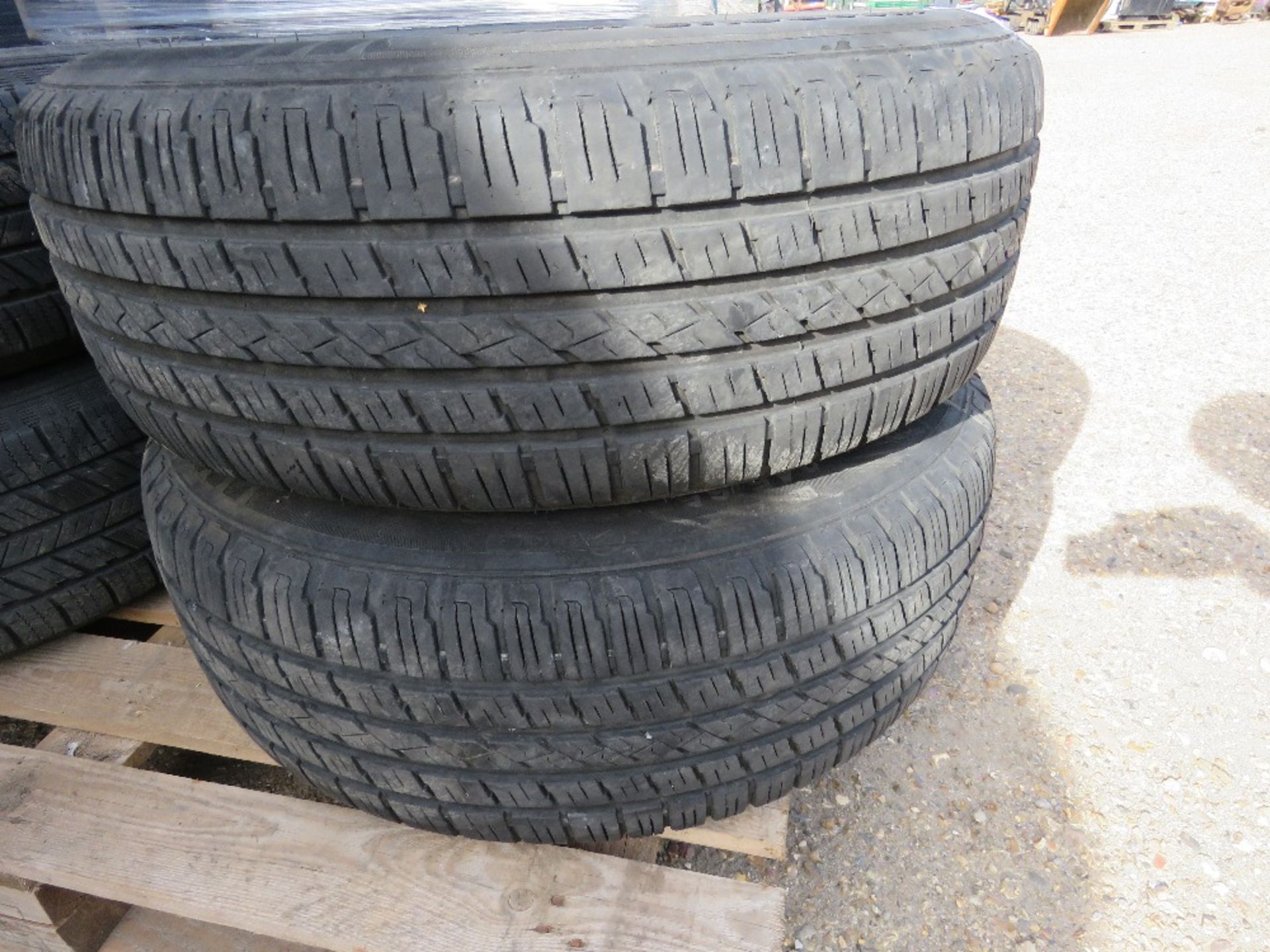 4NO MITSUBISHI 4WD ALLOY WHEELS AND TYRES 245/65R17 SIZE. THIS LOT IS SOLD UNDER THE AUCTIONEERS MAR - Image 2 of 8