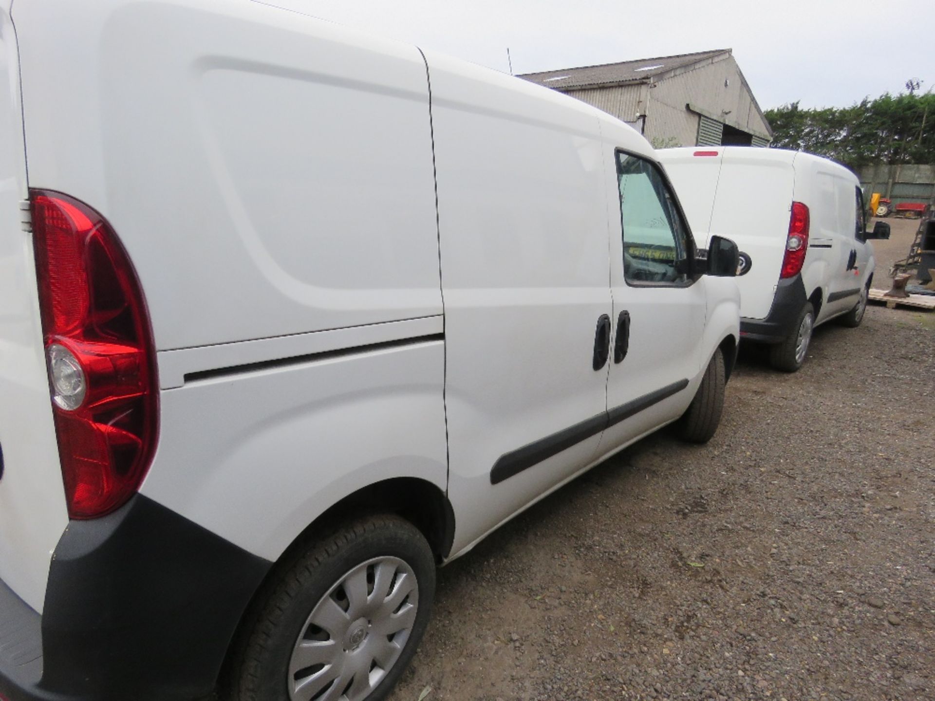 VAUXHALL COMBO L1H1-CDTI FIVE SEATER VAN REG: FL16 ONO. 98, 248 RECORDED MILES. 2 KEYS. WITH V5 (OWN - Image 6 of 21