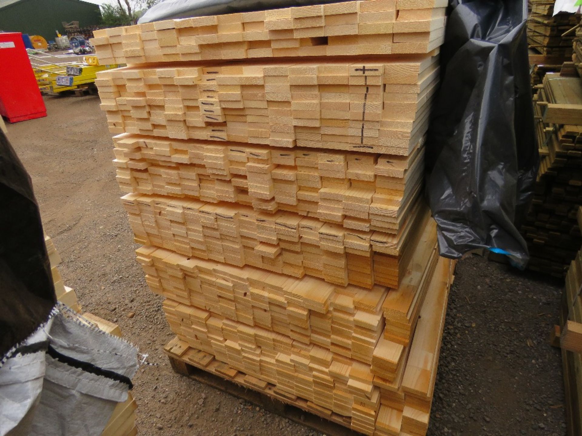 EXTRA LARGE PACK OF UNTREATED TIMBER SLATS 70MM X 20MM 1.0M LENGTH APPROX. - Image 2 of 3