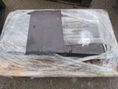 PALLET CONTAINING A QUANTITY OF ROOFING SLATES.