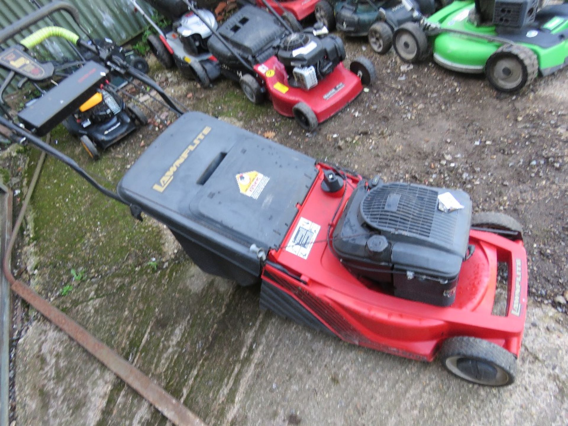 LAWNFLITE ROLLER PETROL ENGINED ROTARY LAWNMOWER. WITH COLLECTOR. THIS LOT IS SOLD UNDER THE AUC - Image 2 of 3