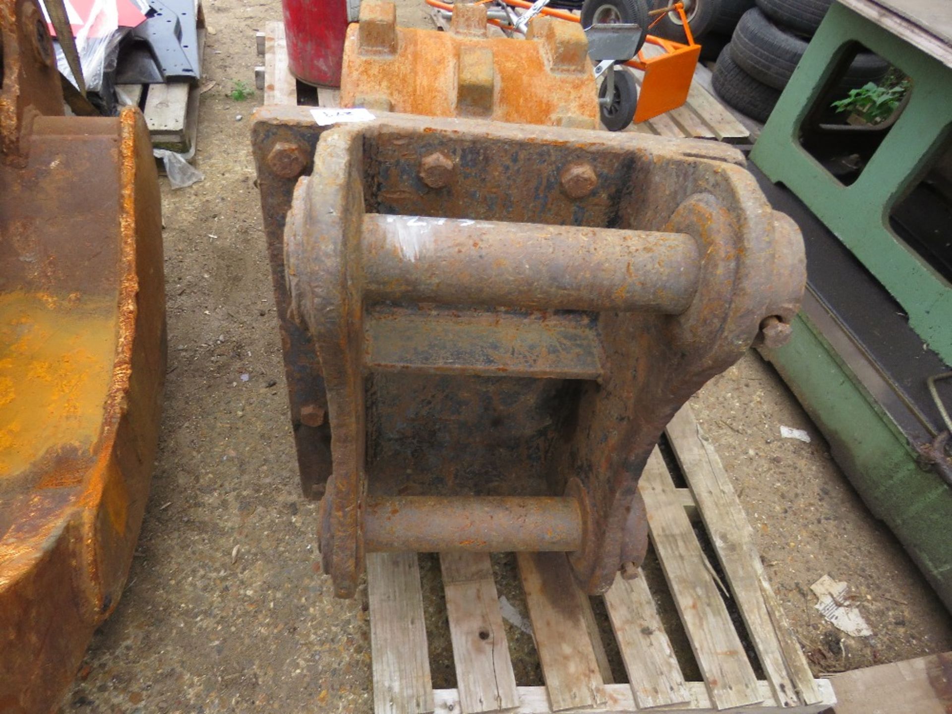 SEC SHEEPS FOOT COMPACTION ROLLER WHEEL ON 80MM PINS TO SUIT 20 TONNE PLUS EXCAVATOR. 450MM WIDTH AP - Image 5 of 6