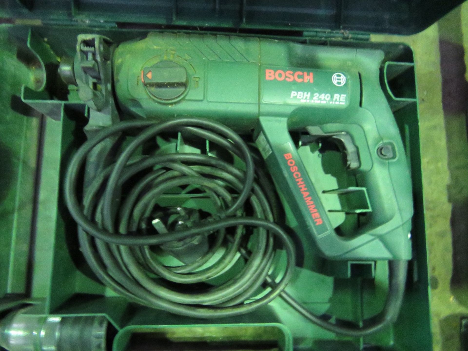 3X POWER TOOLS: 3X DRILLS. THIS LOT IS SOLD UNDER THE AUCTIONEERS MARGIN SCHEME, THEREFORE NO VA - Image 2 of 3