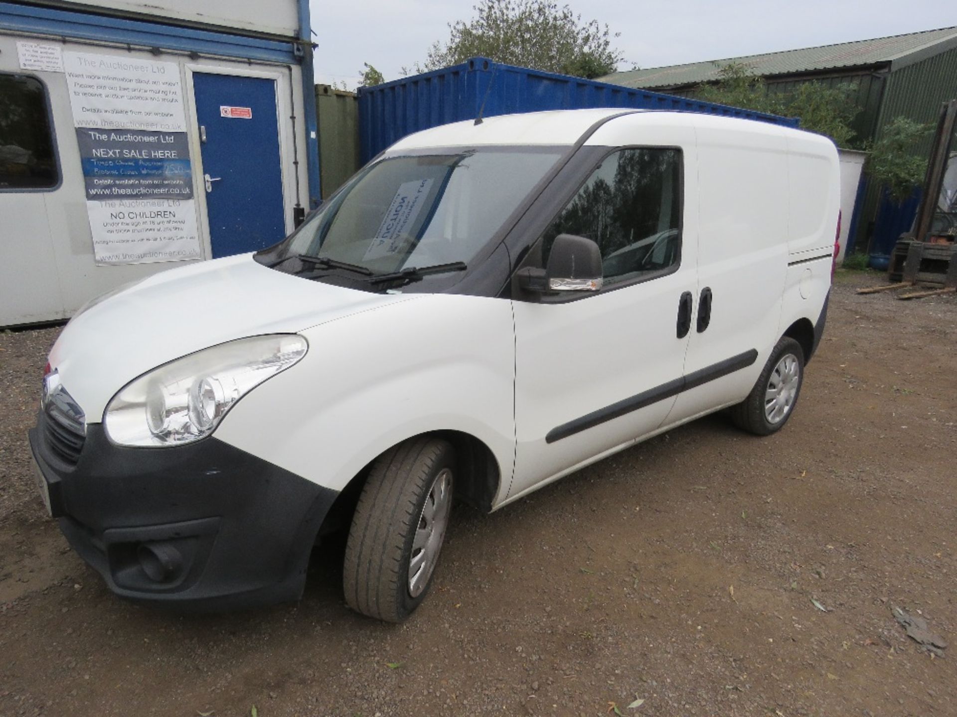 VAUXHALL COMBO L1H1-CDTI FIVE SEATER VAN REG: FL16 ONO. 98, 248 RECORDED MILES. 2 KEYS. WITH V5 (OWN - Image 2 of 21