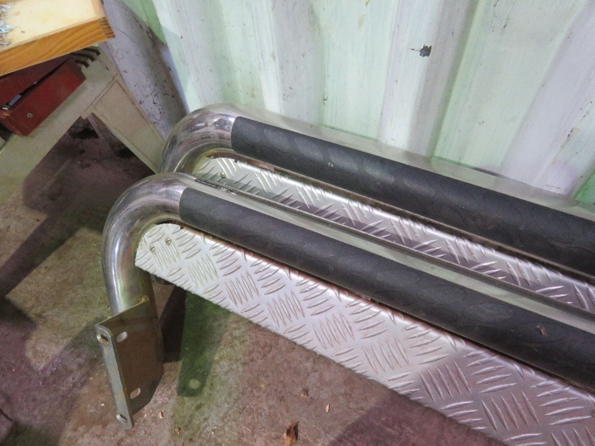 2 X FORD TRUCK SIDE RAILS. - Image 3 of 3