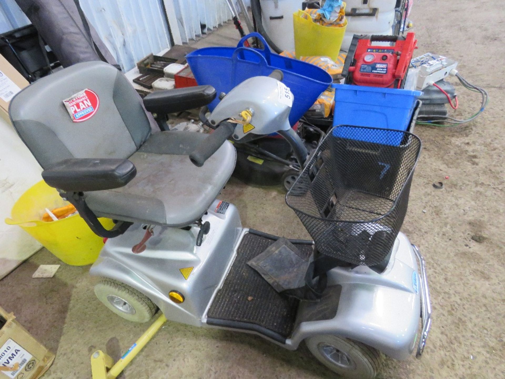 EDEN MOBILITY SCOOTER. THIS LOT IS SOLD UNDER THE AUCTIONEERS MARGIN SCHEME, THEREFORE NO VAT WIL - Image 2 of 6