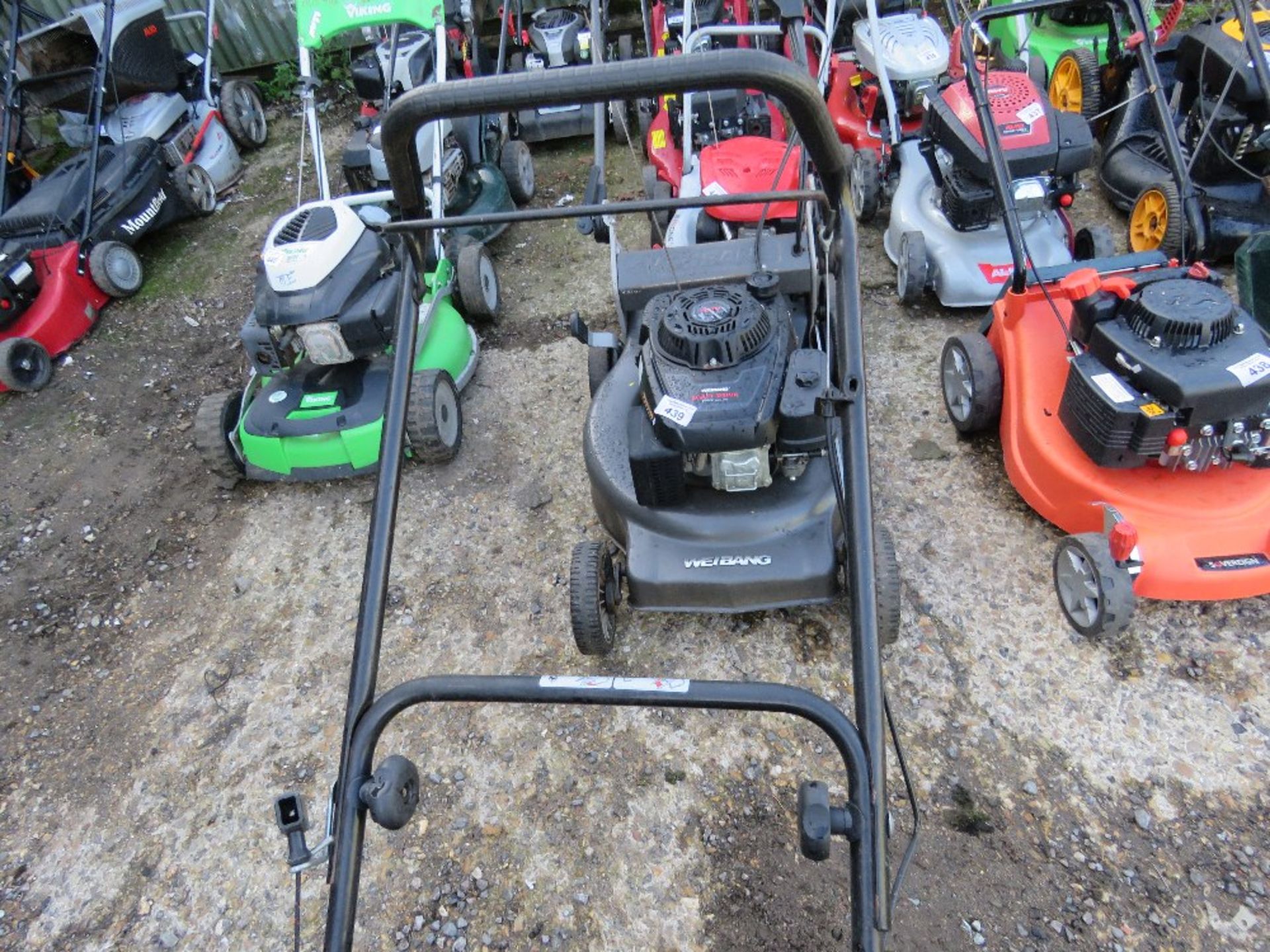 MOUNTFIELD 20" PETROL ENGINED ROTARY LAWNMOWER. WITH COLLECTOR. THIS LOT IS SOLD UNDER THE AUCTI - Image 3 of 3