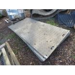 7NO TRACK MATS. THIS LOT IS SOLD UNDER THE AUCTIONEERS MARGIN SCHEME, THEREFORE NO VAT WILL BE CH