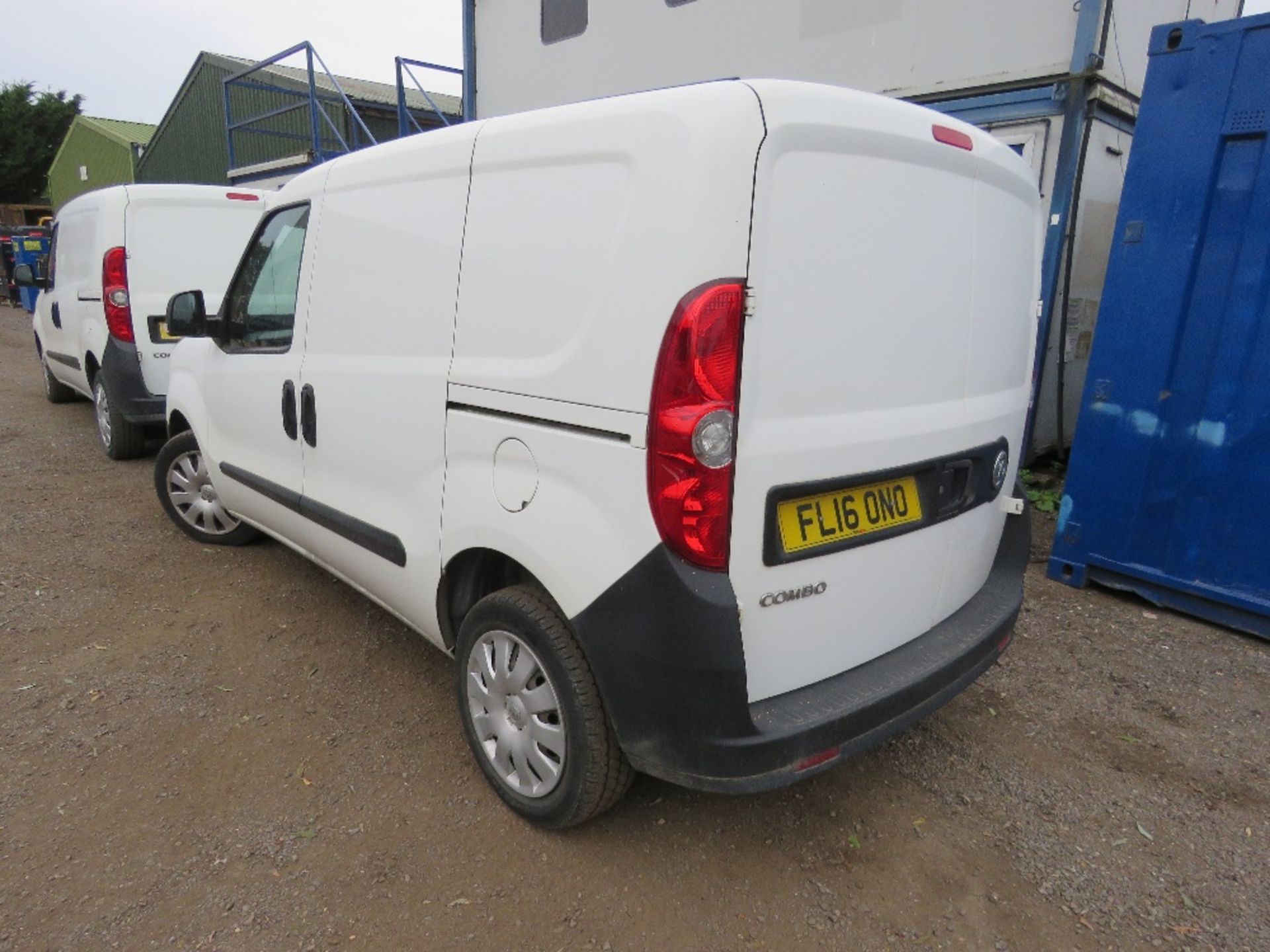 VAUXHALL COMBO L1H1-CDTI FIVE SEATER VAN REG: FL16 ONO. 98, 248 RECORDED MILES. 2 KEYS. WITH V5 (OWN - Image 3 of 21