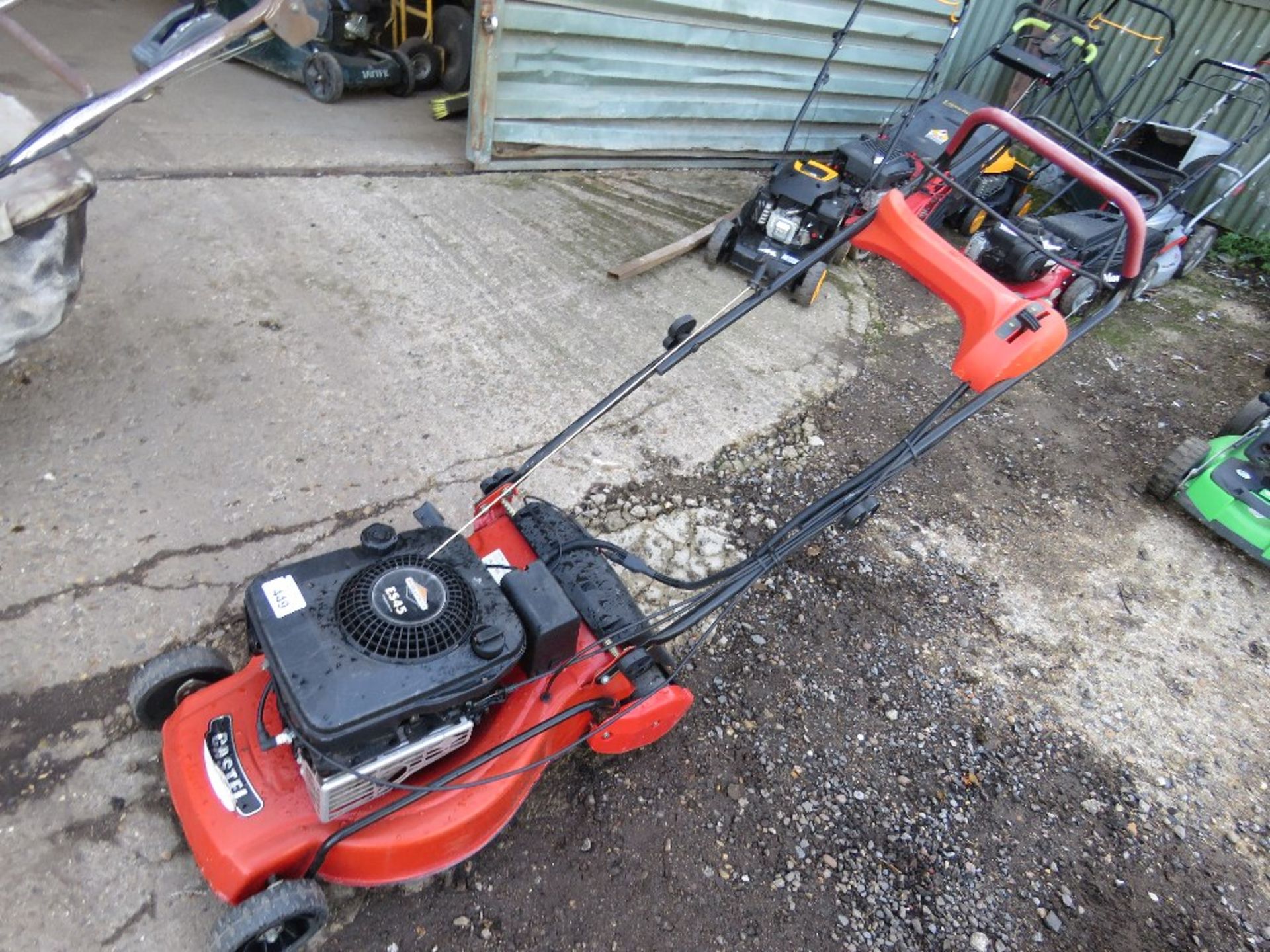 CASTEL ROLLER PETROL ENGINED ROTARY LAWNMOWER. NO COLLECTOR. THIS LOT IS SOLD UNDER THE AUCTION - Image 2 of 3