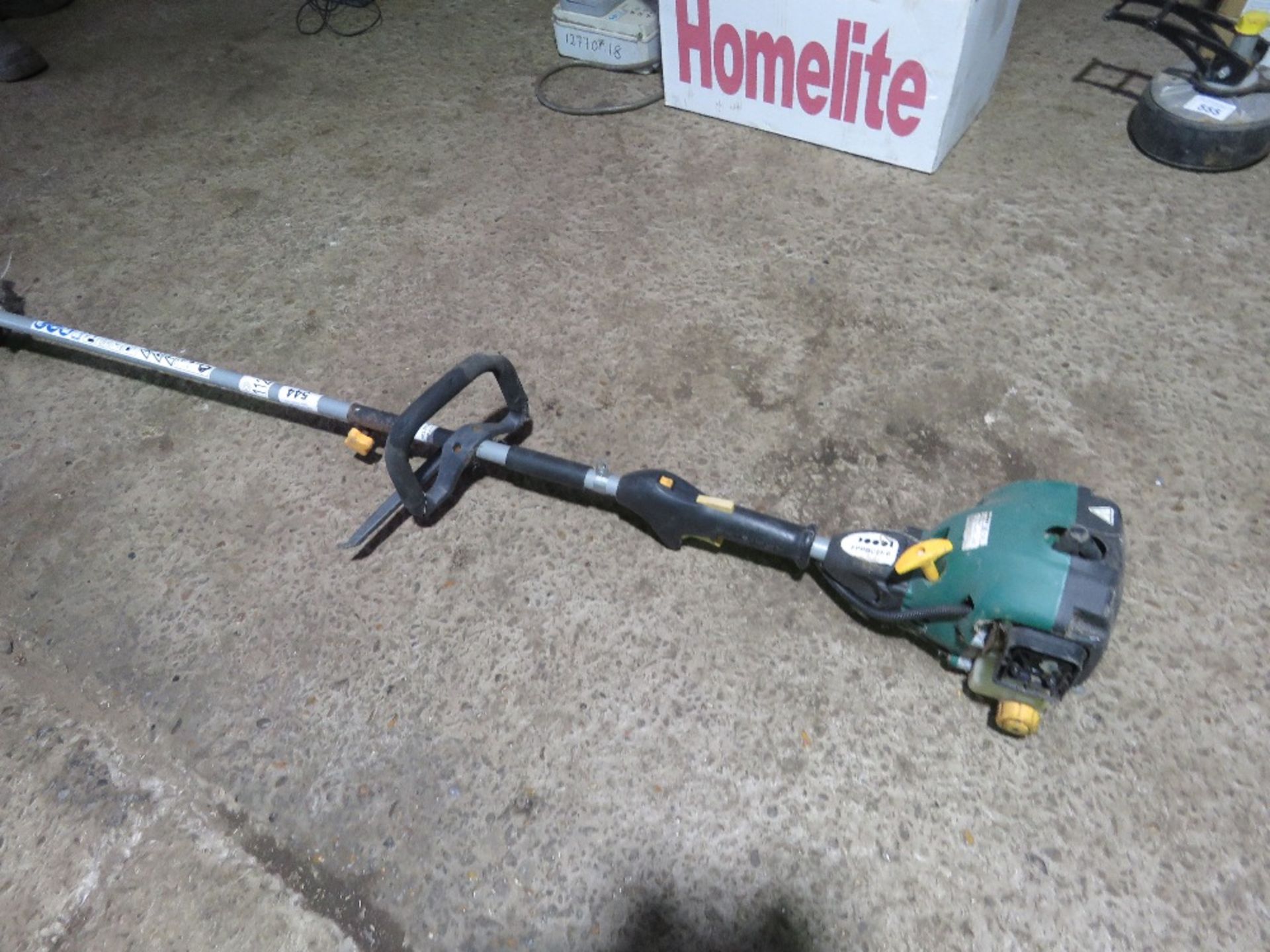 PETROL STRIMMER. THIS LOT IS SOLD UNDER THE AUCTIONEERS MARGIN SCHEME, THEREFORE NO VAT WILL BE C - Image 4 of 4