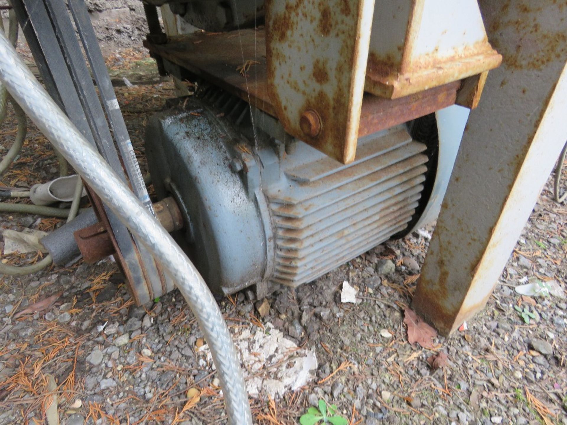 COMMERCIAL VEHICLE BRAKE TEST ROLLERS WITH ASSOCIATED EQUIPMENT. BELIEVED TO BE EWJ MAKE. - Image 6 of 7