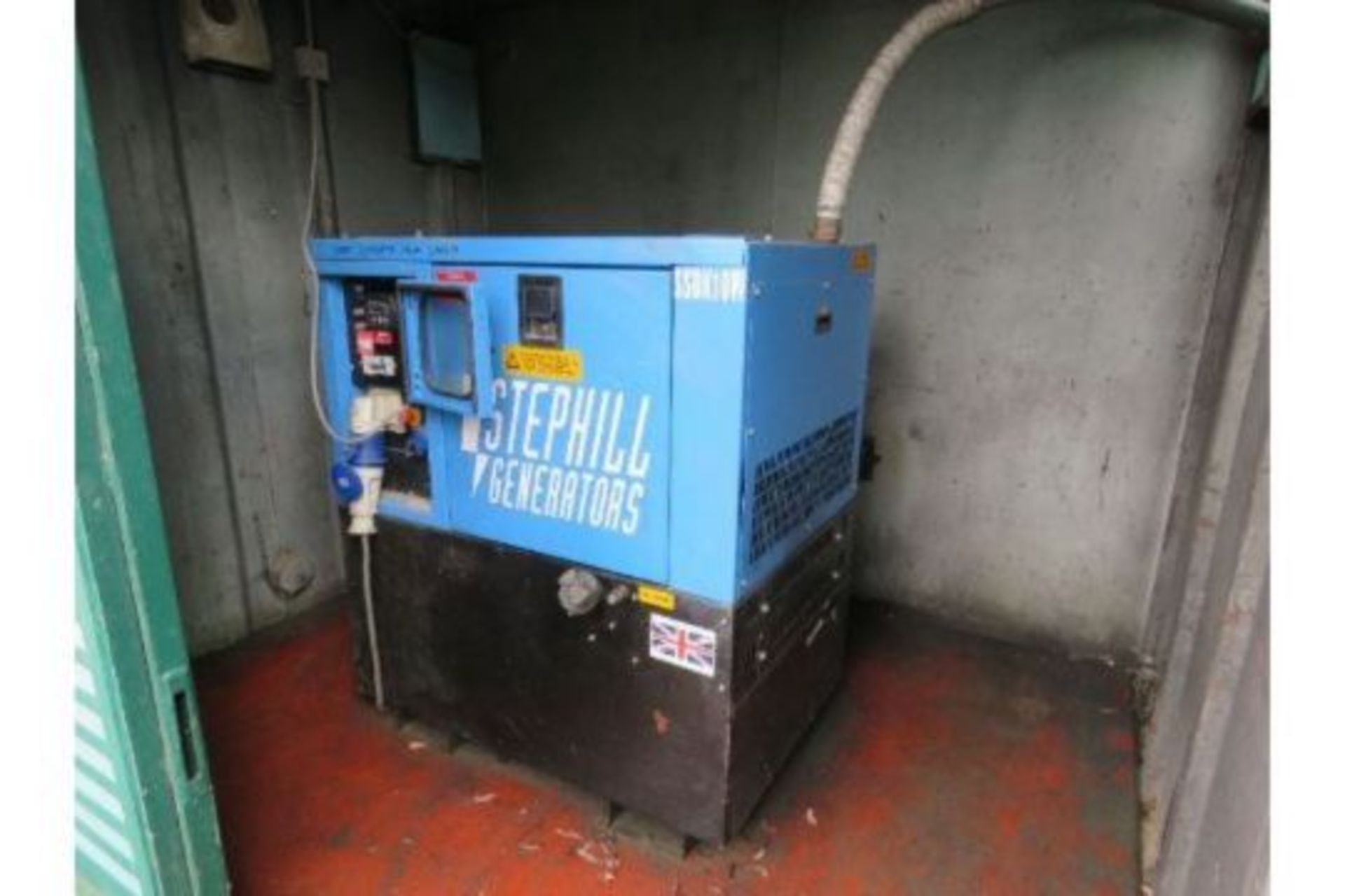 SECURE SITE WELFARE OFFICE CABIN, 32FT LENGTH X 10FT WIDTH APPROX WITH STEPHILL 10KVA GENERATOR. ACC - Image 8 of 13