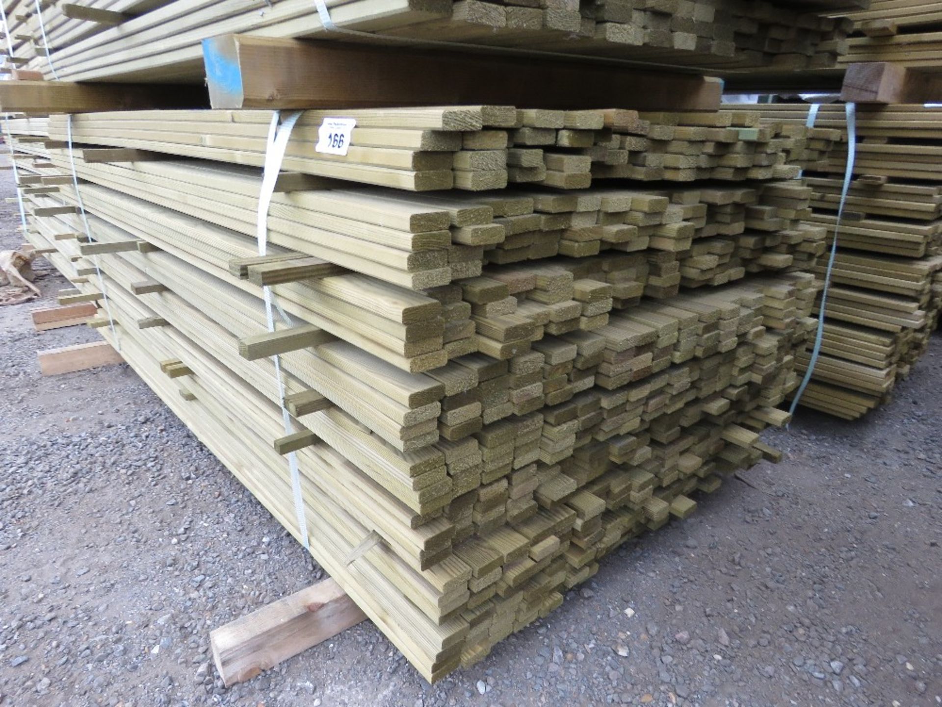 LARGE PACK OF TREATED VENETIAN PALE FENCE CLADDING SLATS: 1.83M LENGTH X 45MM X 18MM APPROX.