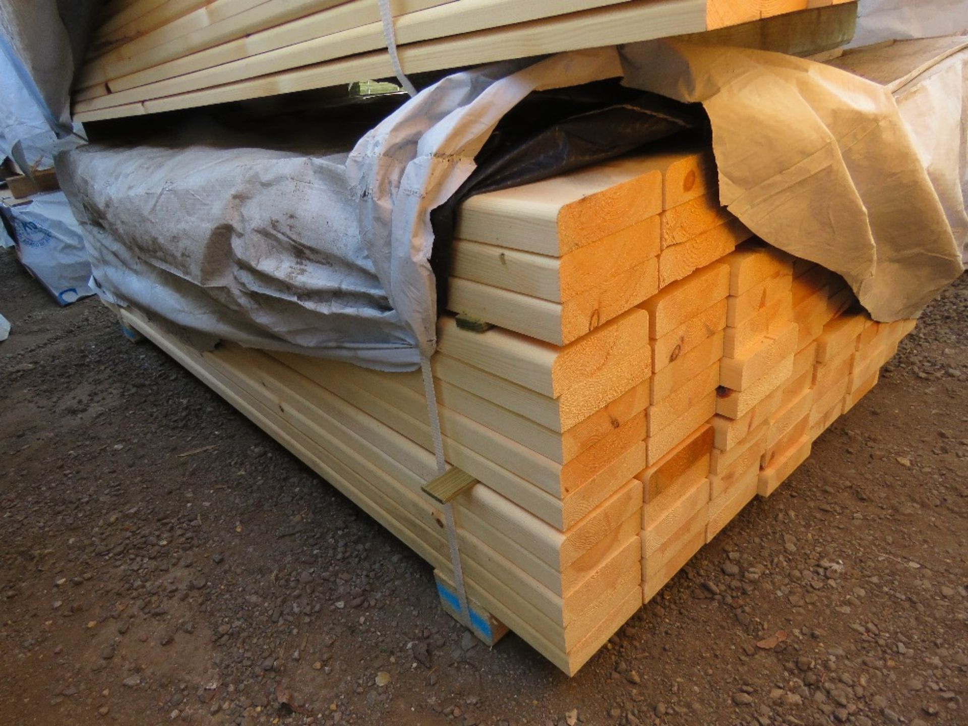 PACK OF UNTREATED MACHINED BOARDS. 1.73M LENGTH X 32mm X 120MM WIDTH APPROX.