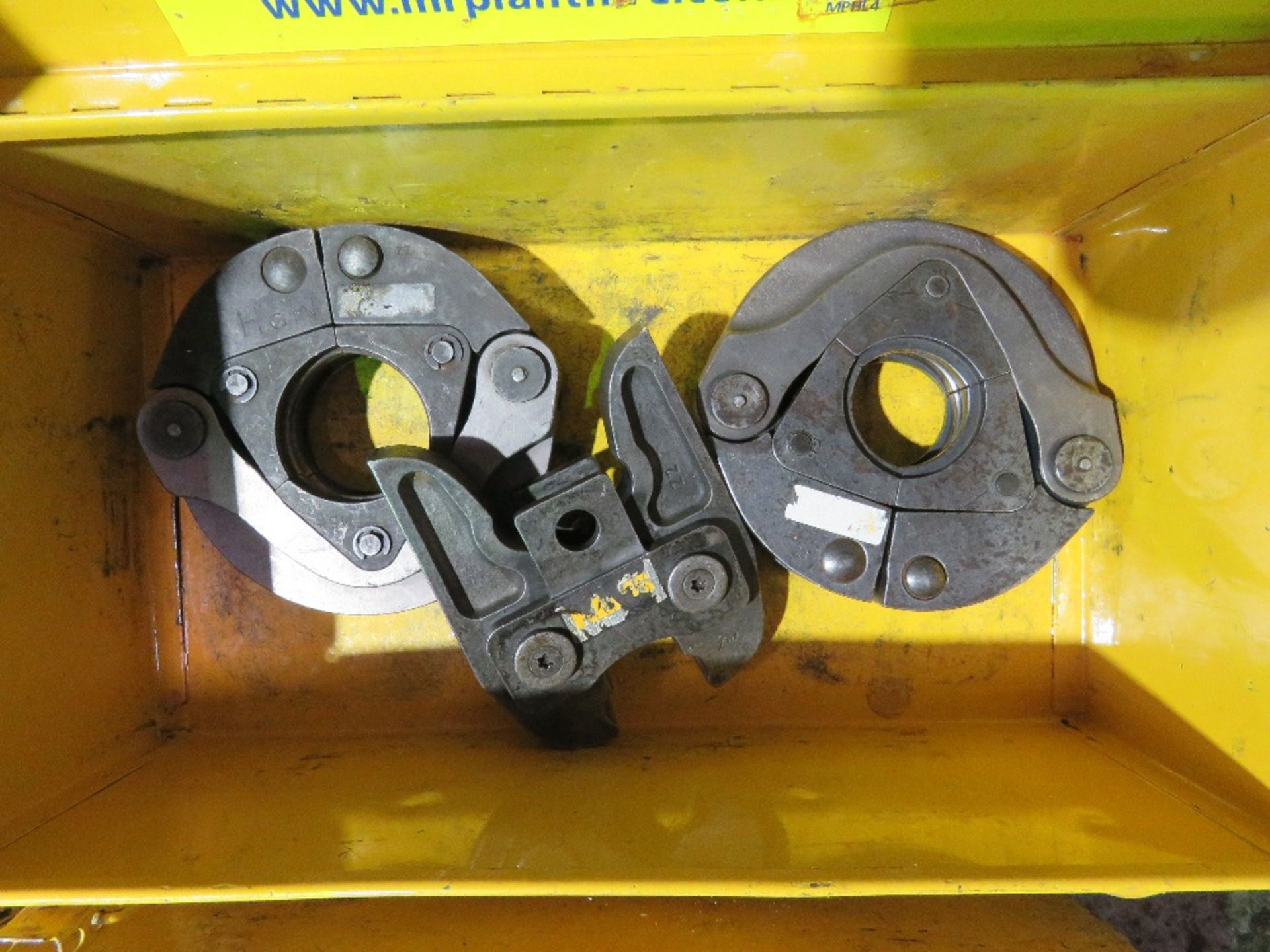 BOX CONTAINING 3NO REMS POWER CRIMPING PRESS HEADS AS SHOWN.