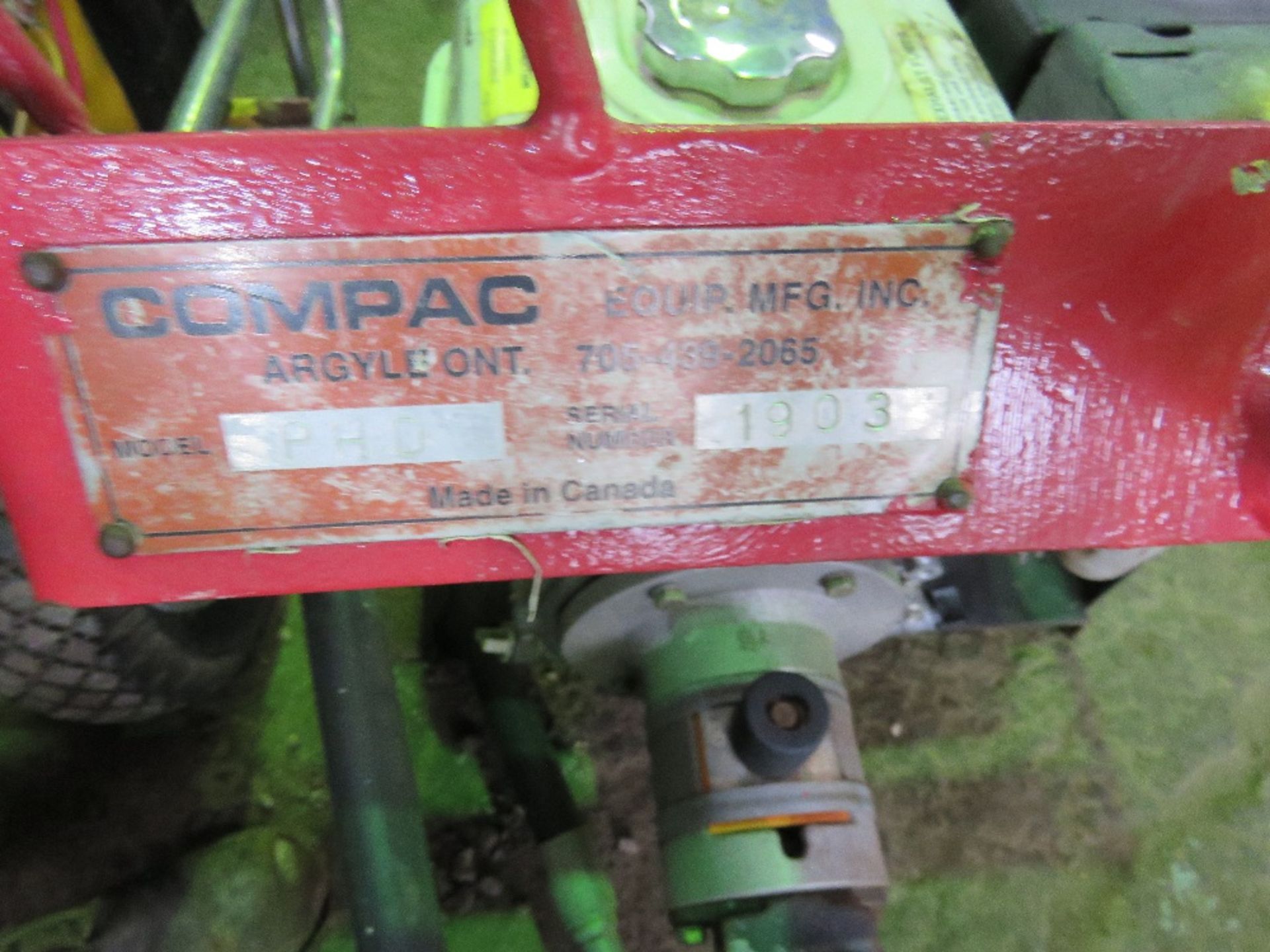 COMPAC PETROL ENGINED AUGER UNIT HYDRAULIC DRIVEN - Image 5 of 6