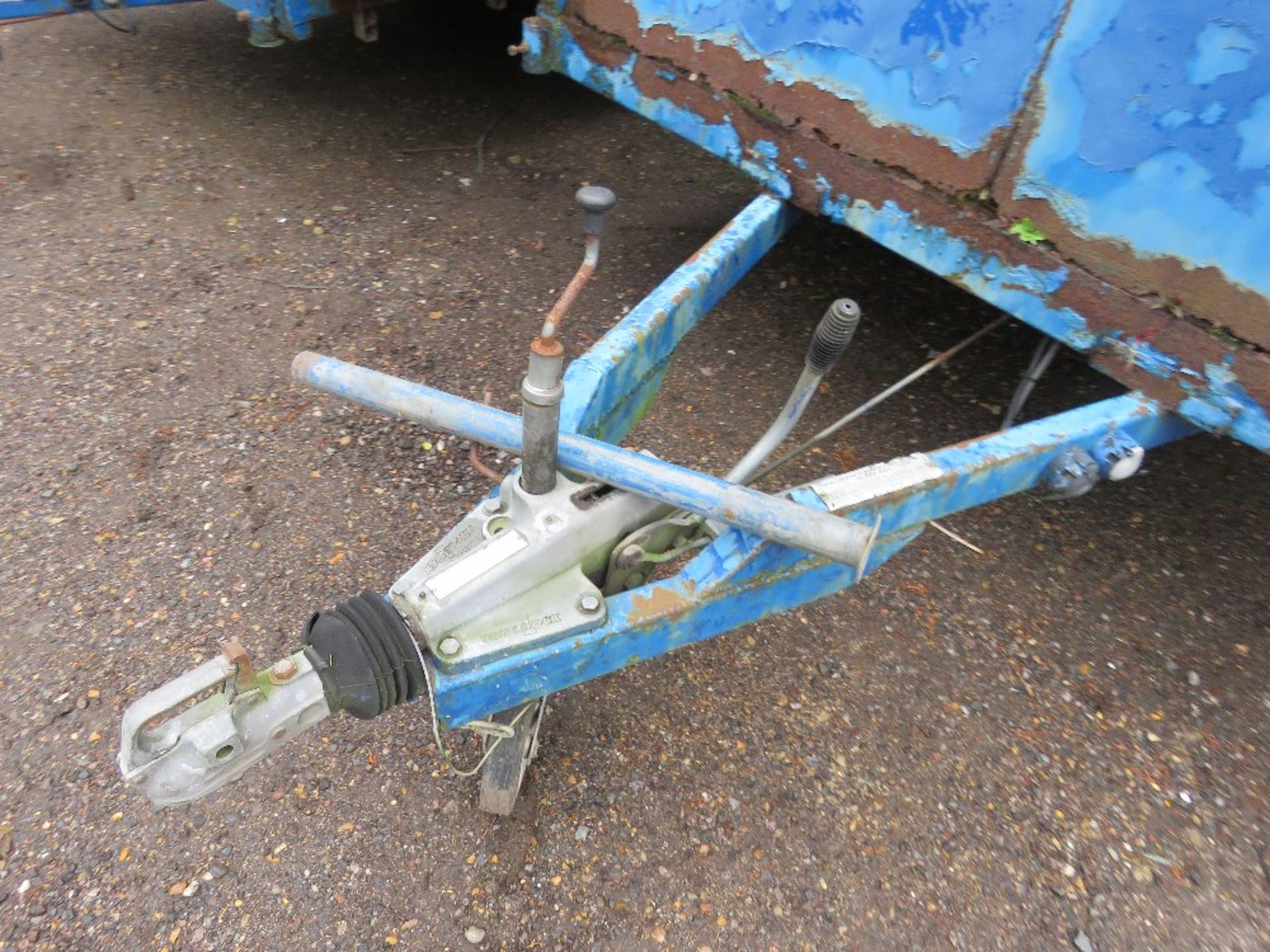 TOWED SINGLE AXLE WELFARE TRAILER WITH TOILET 12FT LENGTH APPROX. - Image 2 of 13