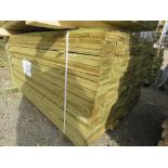 LARGE PACK OF PRESSURE TREATED FEATHER EDGE FENCE CLADDING TIMBER BOARDS. 1.65M LENGTH X 100MM WIDTH