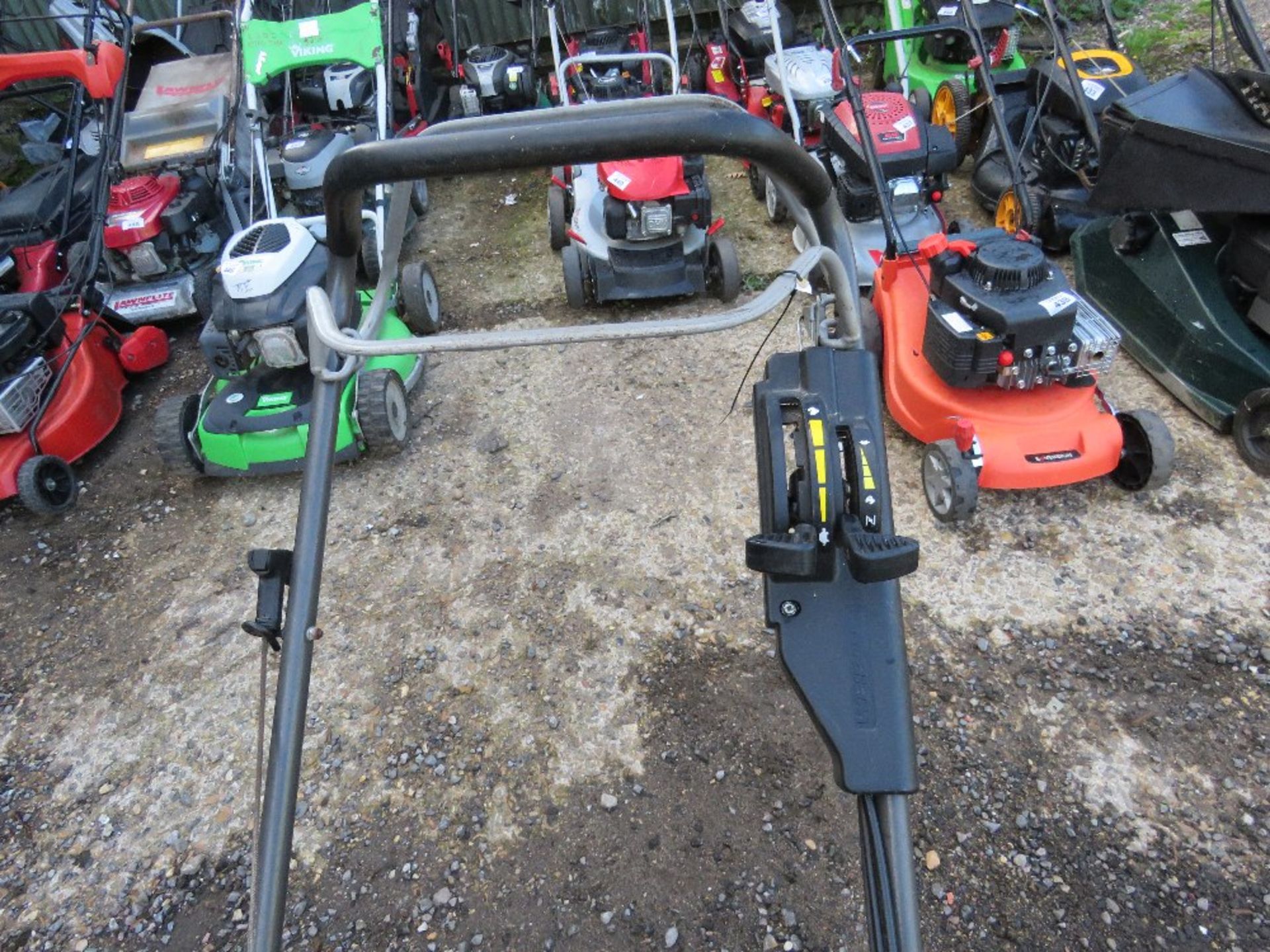 WEIBANG SHAFT DRIVE PROFESSIONAL PETROL ENGINED ROTARY LAWNMOWER. NO COLLECTOR. THIS LOT IS SOLD - Image 3 of 3