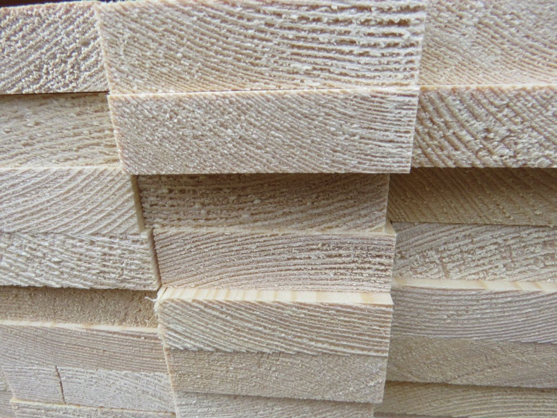 EXTRA LARGE PACK OF UNTREATED TIMBER SLATS 70MM X 20MM 1.0M LENGTH APPROX. - Image 3 of 3