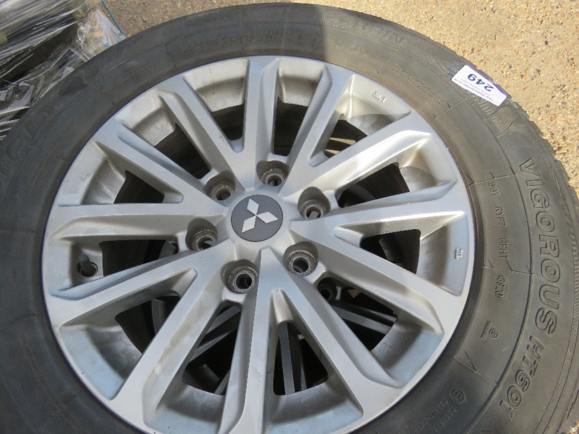 4NO MITSUBISHI 4WD ALLOY WHEELS AND TYRES 245/65R17 SIZE. THIS LOT IS SOLD UNDER THE AUCTIONEERS MAR - Image 5 of 8