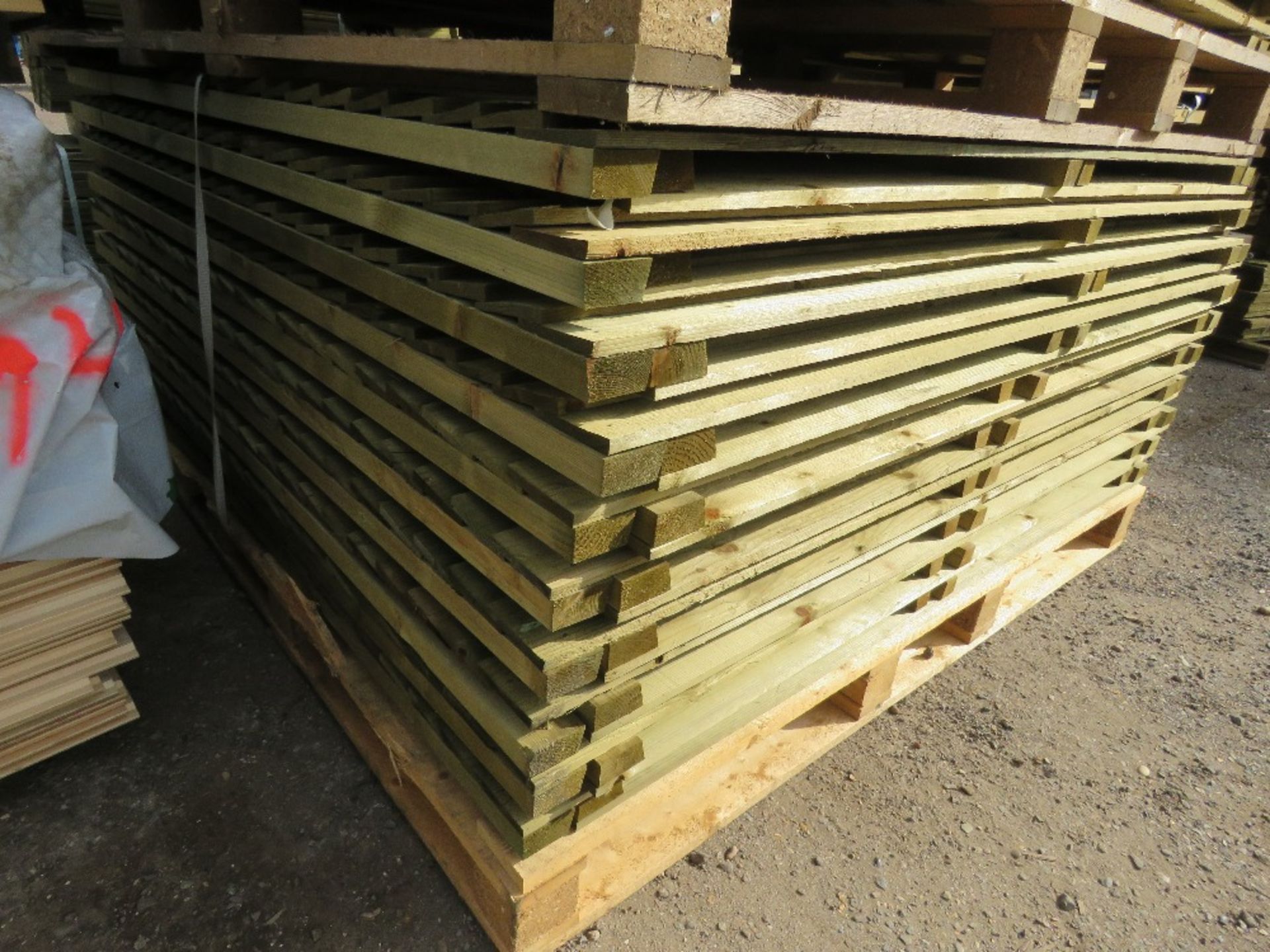 20NO FEATHER EDGE CLAD FENCING PANELS, PRESSURE TREATED, 1.8M X 1.83M APPROX. - Image 3 of 4