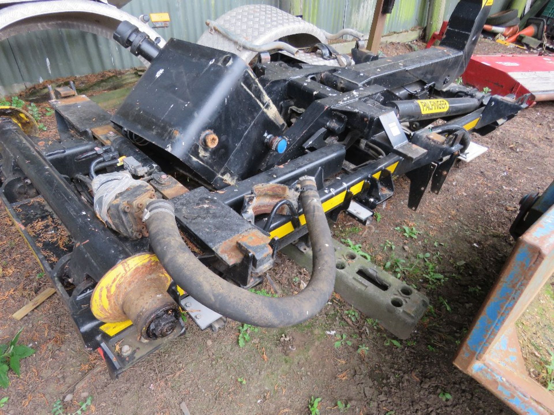 PALFINGER P5 HOOKLOADER BODY TO SUIT MERCEDES UNIMOG TRACTOR, YEAR 2013 APPEARS LITTLE/UNUSED. HAS - Image 7 of 15