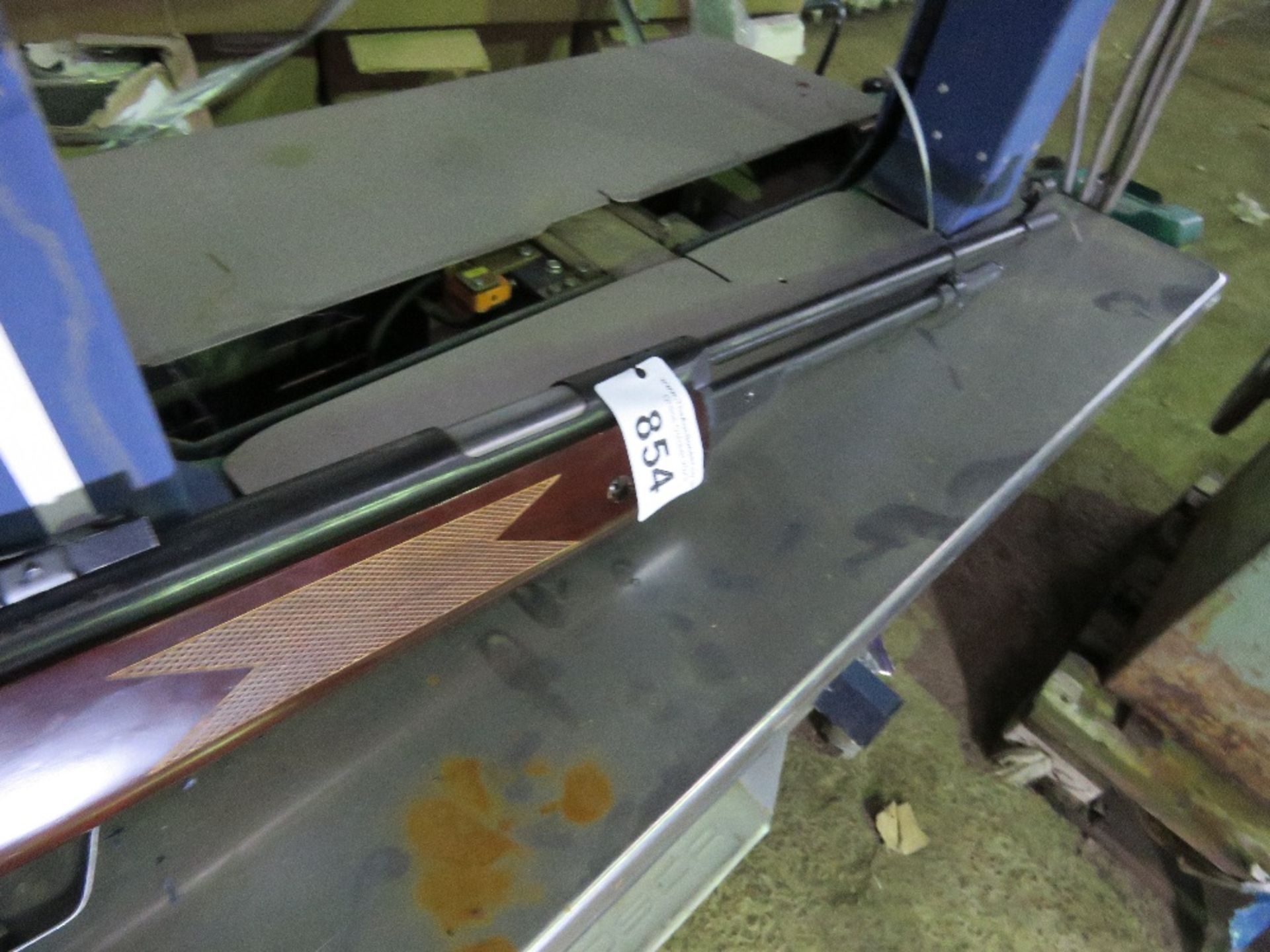 AIR RIFLE, 0.22 CALIBRE. THIS LOT IS SOLD UNDER THE AUCTIONEERS MARGIN SCHEME, THEREFORE NO VAT - Image 2 of 3