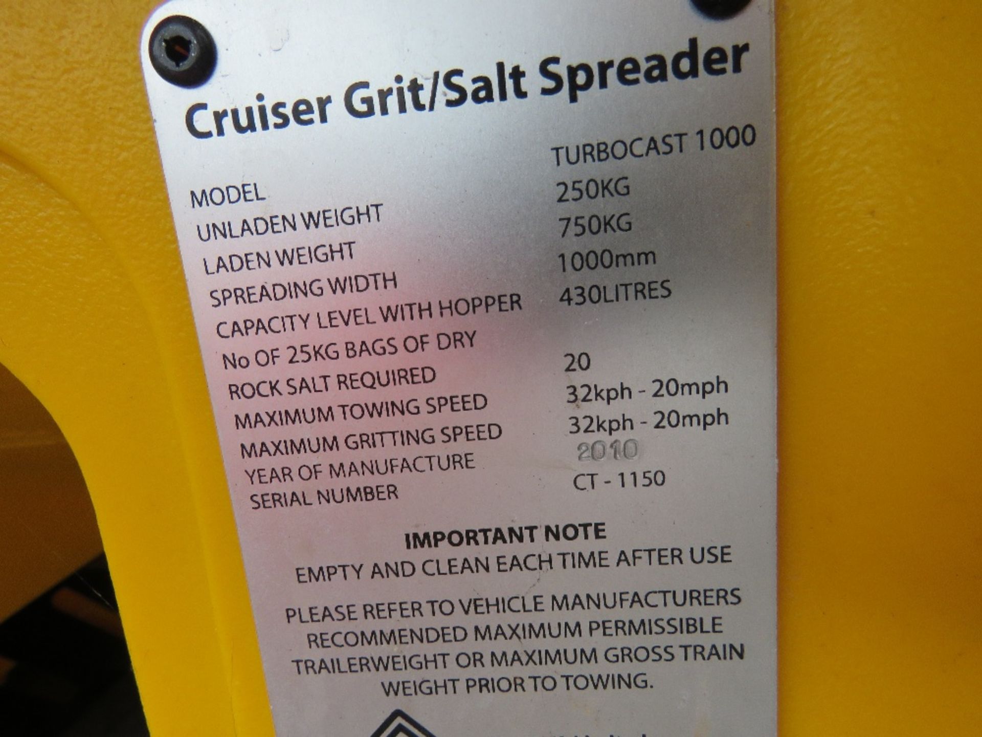 GLASDON TURBOCAST 1000 WHEEL DRIVEN TOWED SALT SPREADER, 430LITRE CAPACITY. - Image 10 of 10