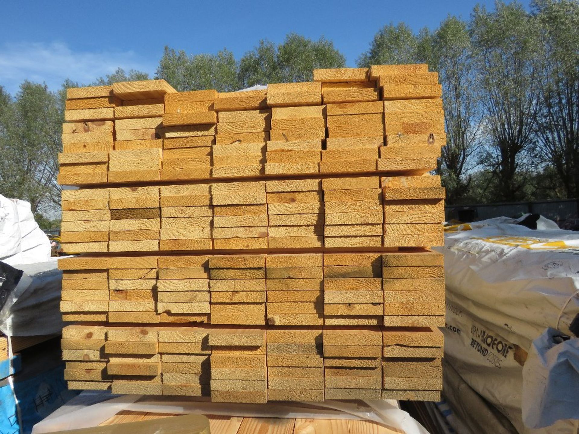 LARGE PACK OF TIMBER BOARDS, UNTREATED: 1.83M LENGTH X 140MM X 30MM APPROX. - Image 2 of 3