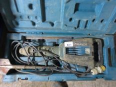 MAKITA HEAVY DUTY 110V BREAKER. THIS LOT IS SOLD UNDER THE AUCTIONEERS MARGIN SCHEME, THEREFORE