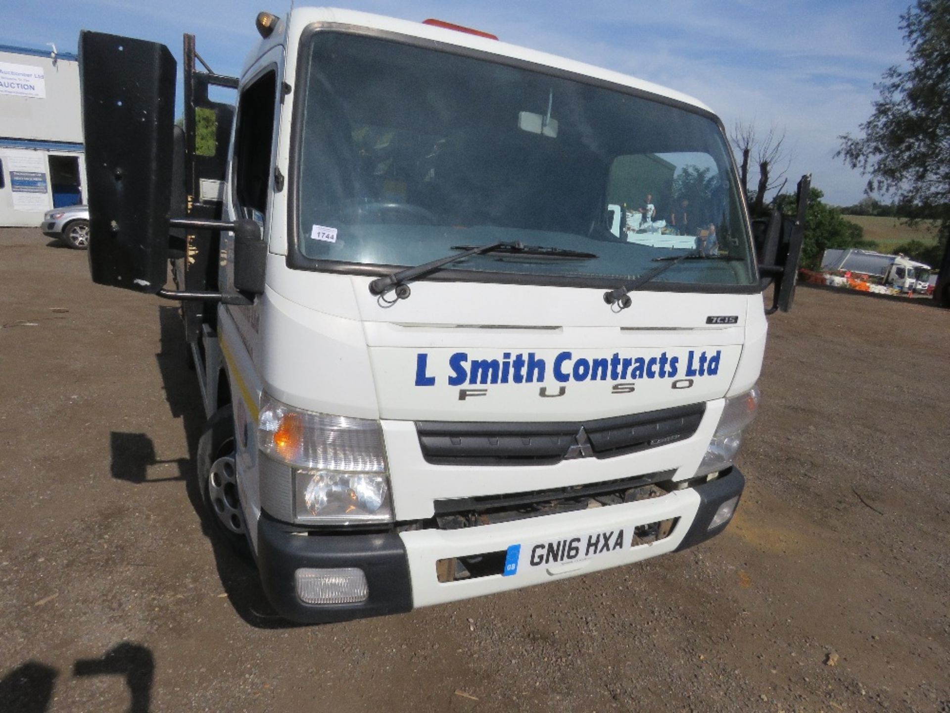 MITSUBISHI CANTER FUSO 7C15 7500KG TIPPER LORRY REG:GN16 HXA. DIRECT FROM LOCAL COMPANY WHO HAVE OWN - Image 10 of 19