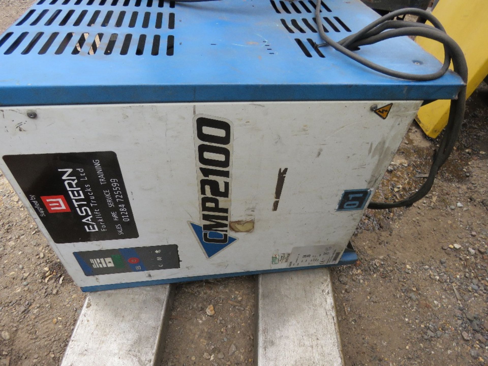 BT BATTERY POWERED PEDESTRIAN FORKLIFT WITH CHARGER. SOURCED FROM SITE CLOSURE. - Image 7 of 7