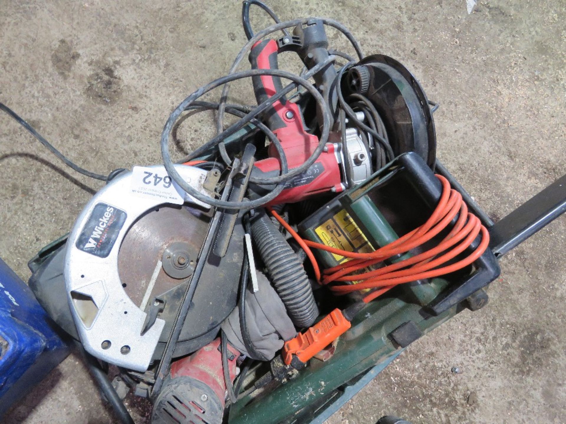 2 X CRATES OF ASSORTED ELECTRICAL POWER TOOLS. - Image 7 of 8