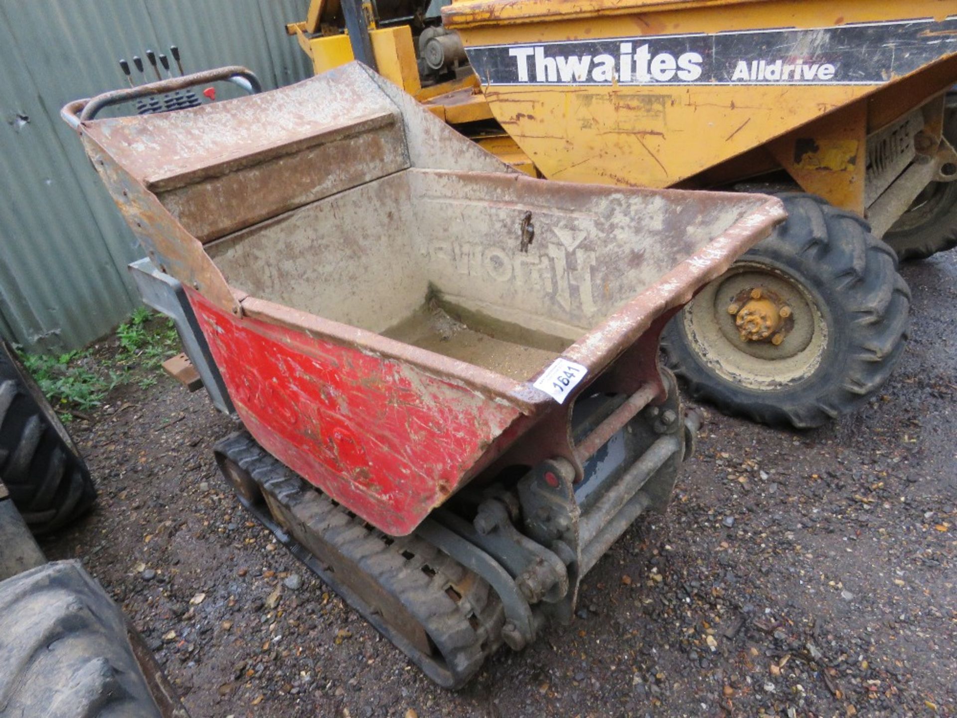 HINOWA HP800 HIGH TIP TRACKED DUMPER BARROW. YEAR 2000 BUILD. SN: 97508. WHEN TESTED WAS SEEN TO RUN