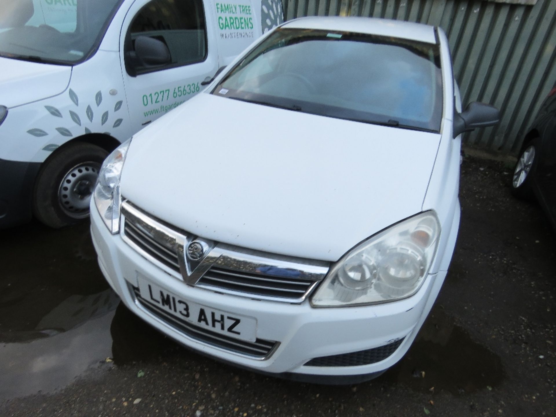 VAUXHALL ASTRA PANEL VAN REG:LM13 AHZ WITH V5 (TEST EXPIRED). THIS LOT IS SOLD UNDER THE AUCTION - Image 2 of 11