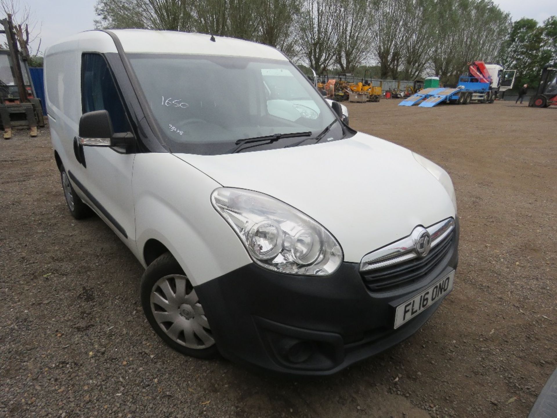 VAUXHALL COMBO L1H1-CDTI FIVE SEATER VAN REG: FL16 ONO. 98, 248 RECORDED MILES. 2 KEYS. WITH V5 (OWN - Image 7 of 21