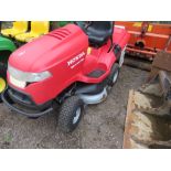 HONDA HF2417 RIDE ON MOWER WITH COLLECTOR, YEAR 2013, HYDROSTATIC DRIVE. WHEN TESTED WAS SEEN TO RUN