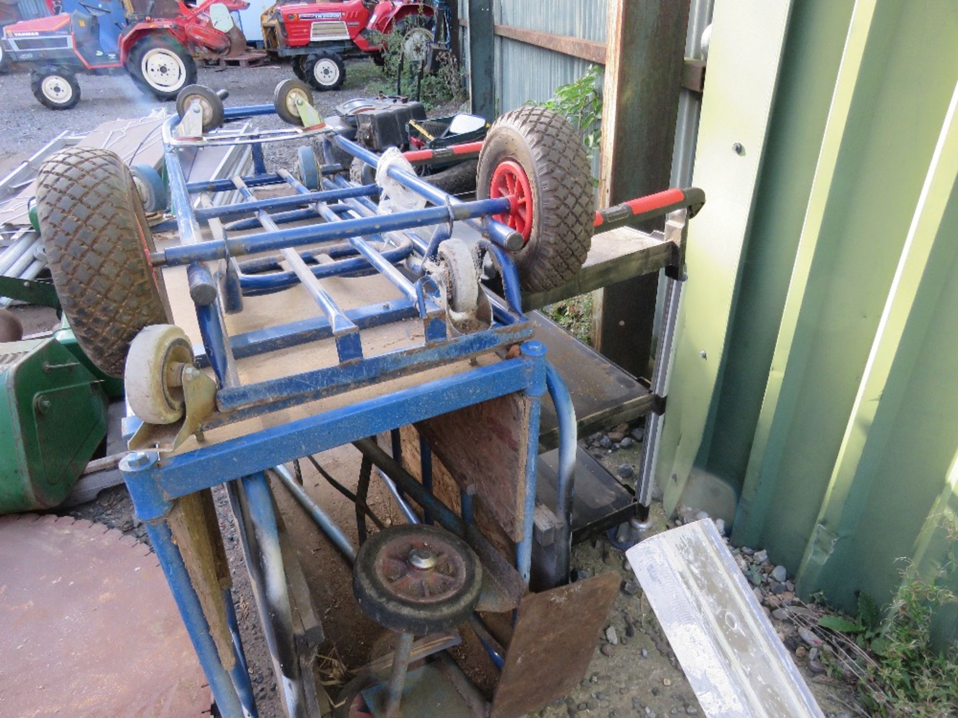 WHEELED WORKSHOP TROLLEY, 2 X 4 WHEELED TROLLEYS PLUS 2NO SACKBARROWS. - Image 2 of 6