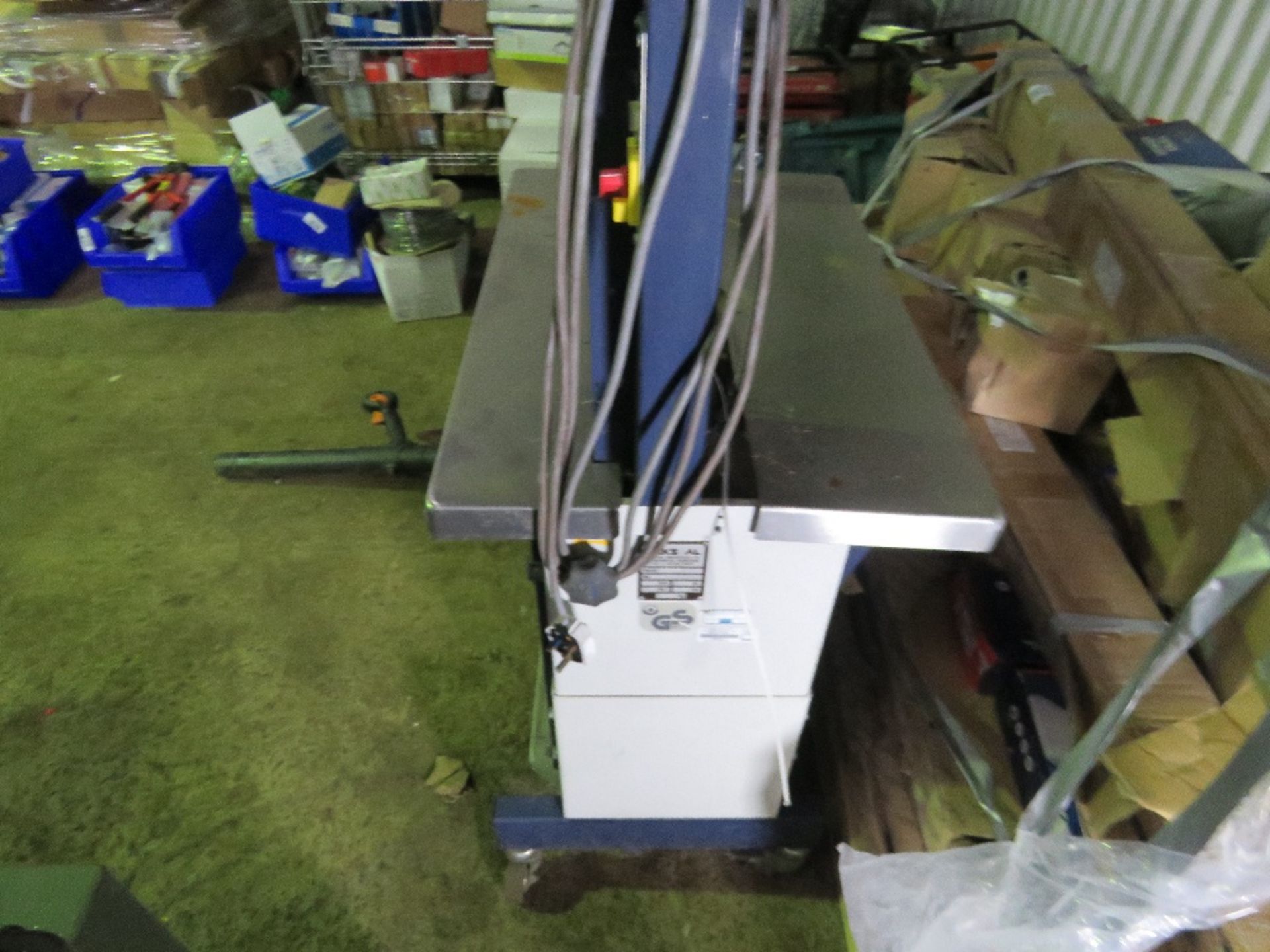 PAKSEAL BANDING UNIT 240V. THIS LOT IS SOLD UNDER THE AUCTIONEERS MARGIN SCHEME, THEREFORE NO VA - Image 4 of 4