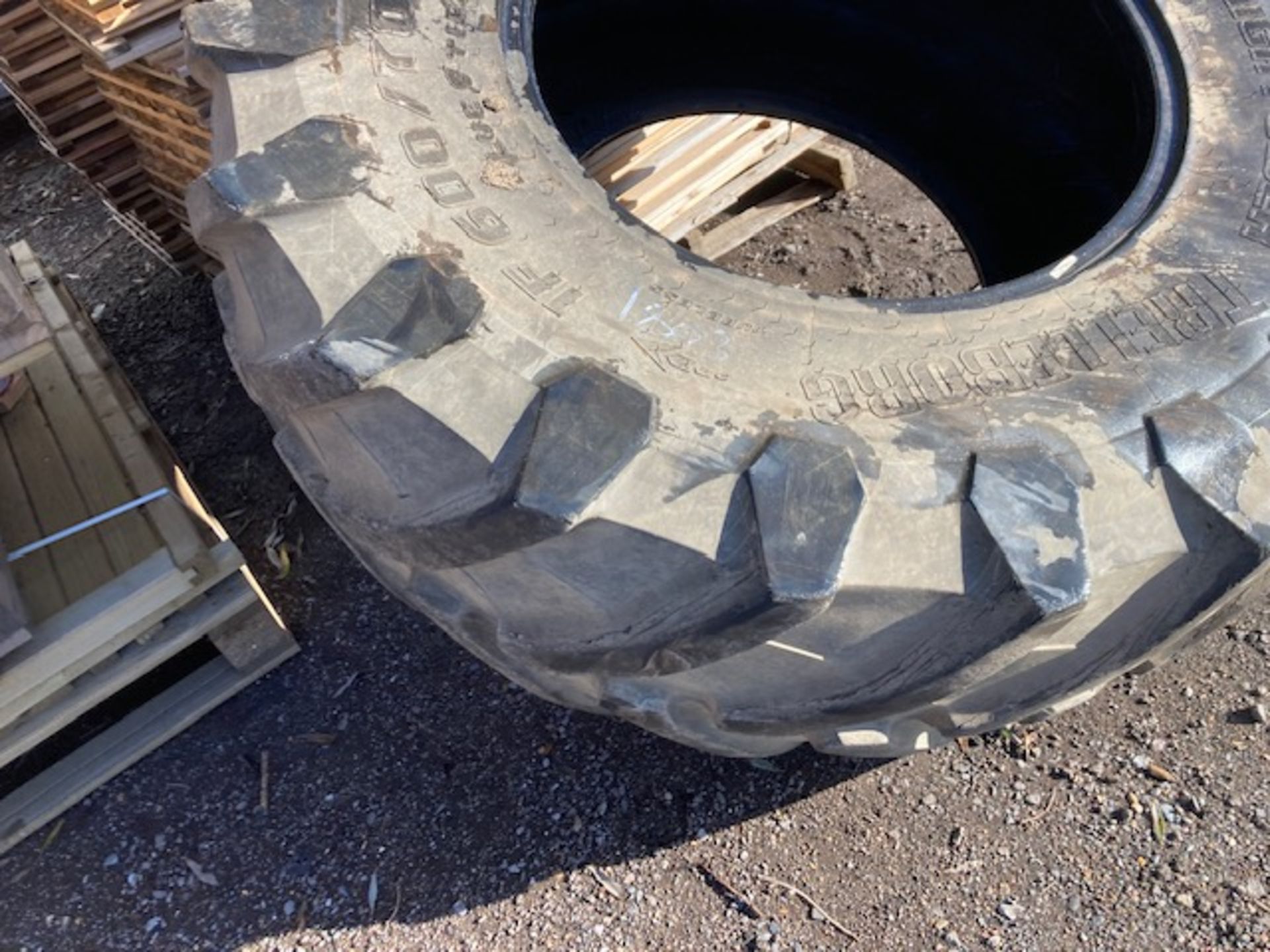 JCB FASTRAC TRELLEBORG 600/70R30 TYRE, PART WORN. - Image 2 of 5