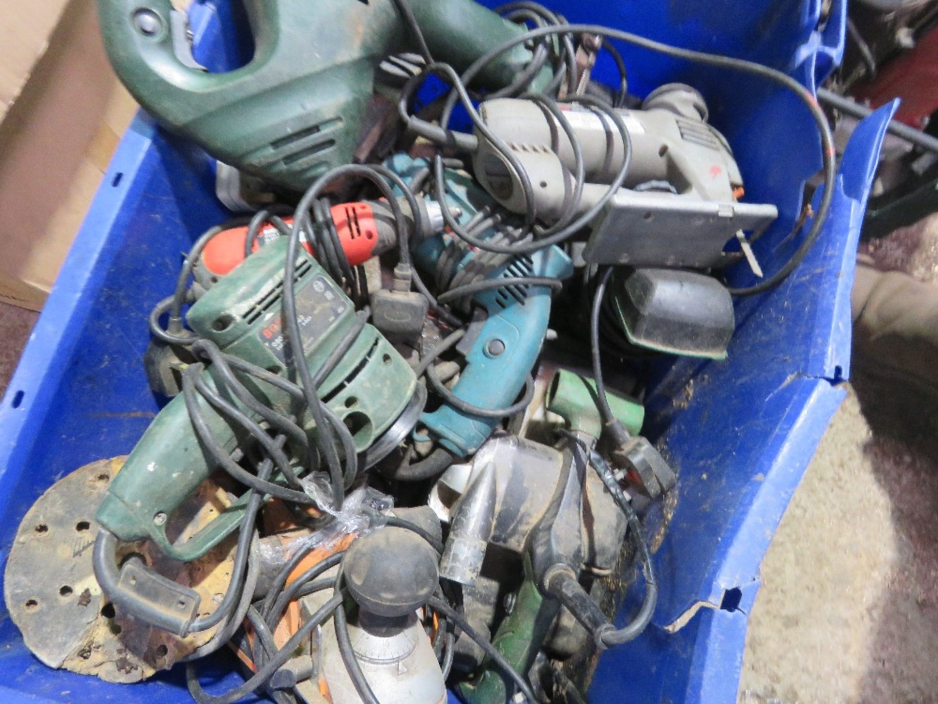 2 X CRATES OF ASSORTED ELECTRICAL POWER TOOLS. - Image 3 of 8