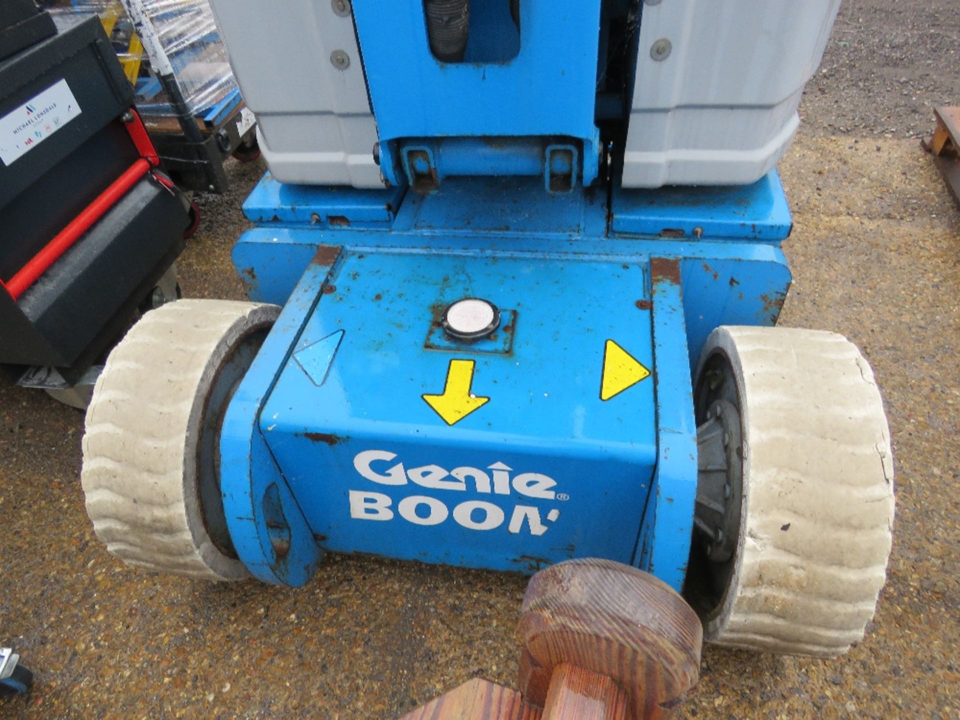 GENIE BOOM Z30/20N BATTERY OPERATED BOOM LIFT. YEAR 2005, 567 REC HOURS, SN:Z30N05-7047. WHEN TESTED - Image 10 of 13