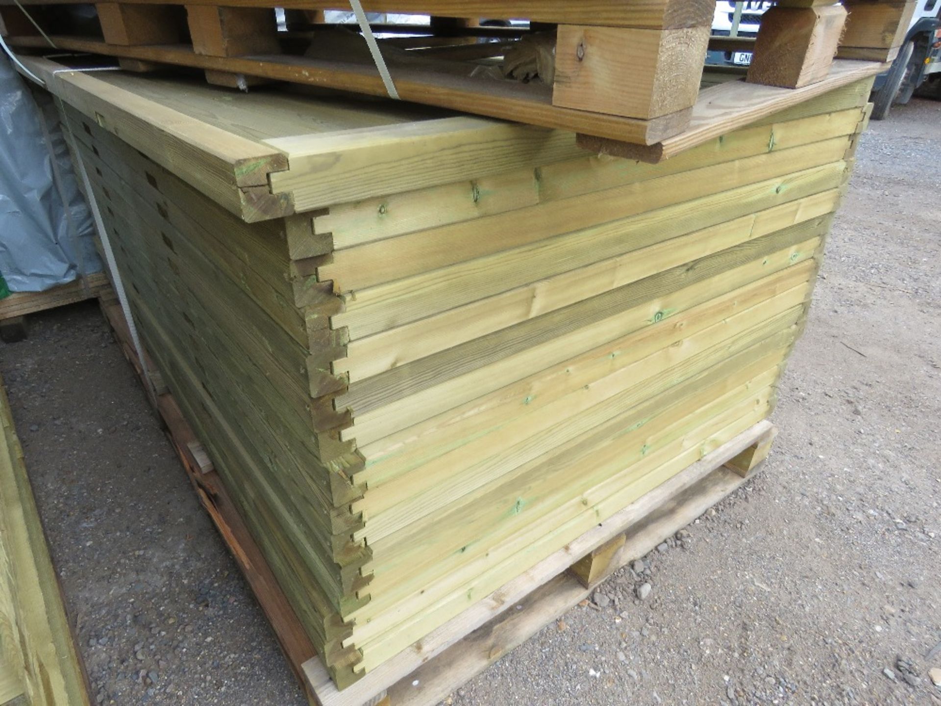 15NO FEATHER EDGE CLAD FENCING PANELS 1.22M X 1.83M APPROX. - Image 2 of 5